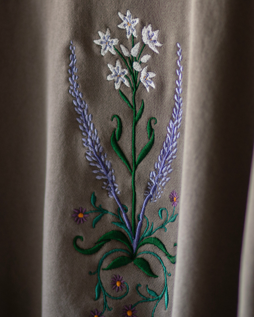 GARLIC SQUILL SWEATER