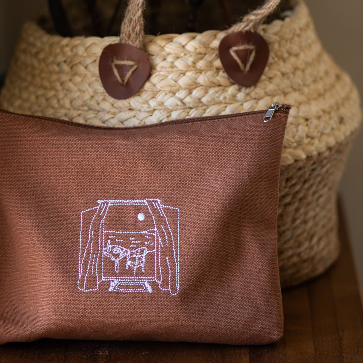 BOATHOUSE POUCH