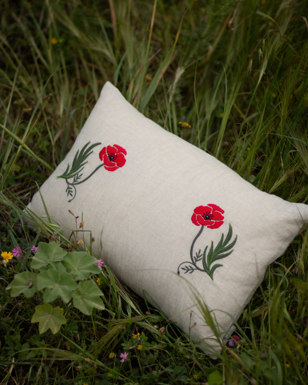 POPPY CUSHION