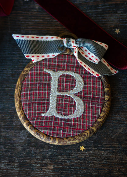 SEASONAL INITIALS BAUBLES 2025