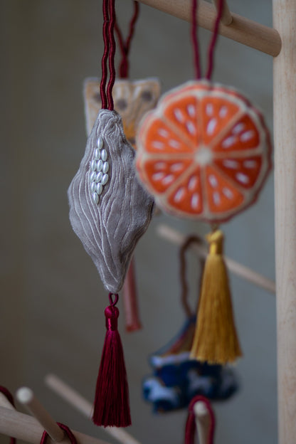 VELVET ORNAMENTS